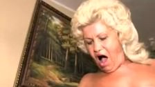 Домашний порно фистинг зрелой толстой дамы